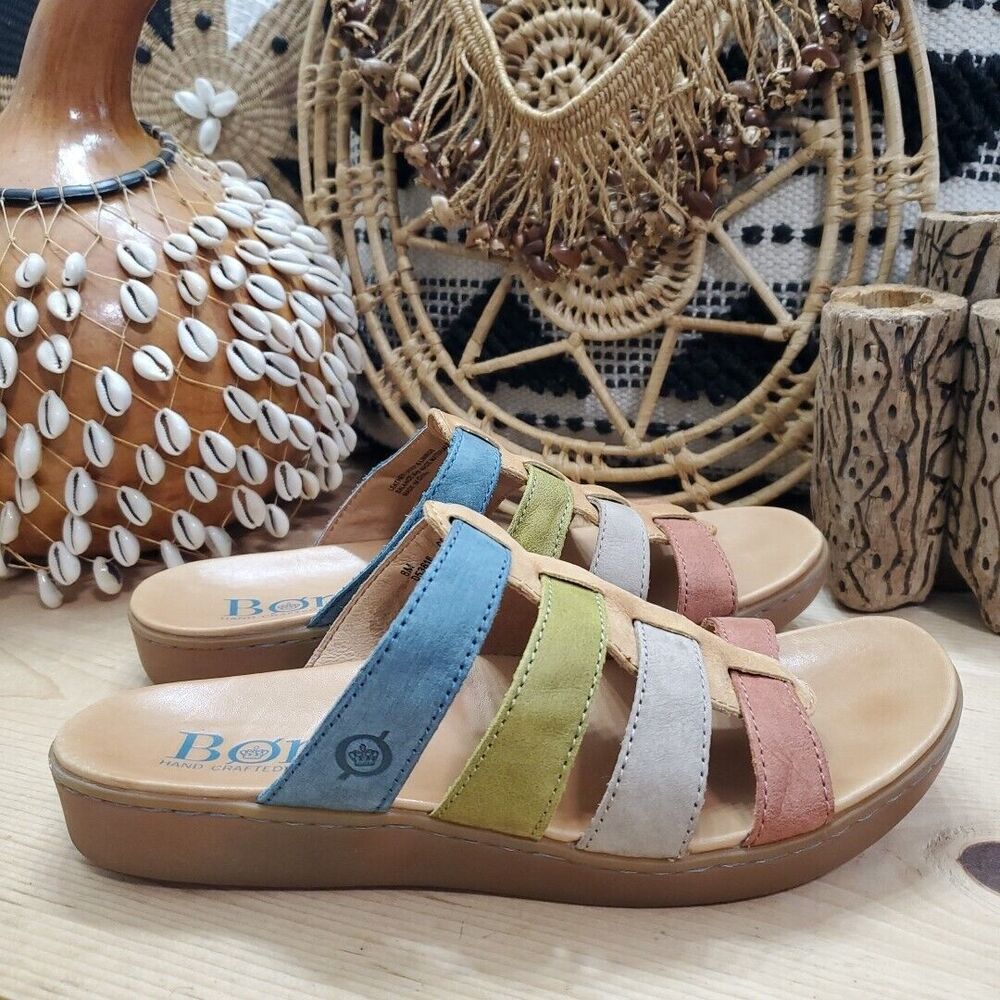 EUC Born Womens 8M Lynae Slip On Sandals Strappy Leather Sand Multi Comfort
